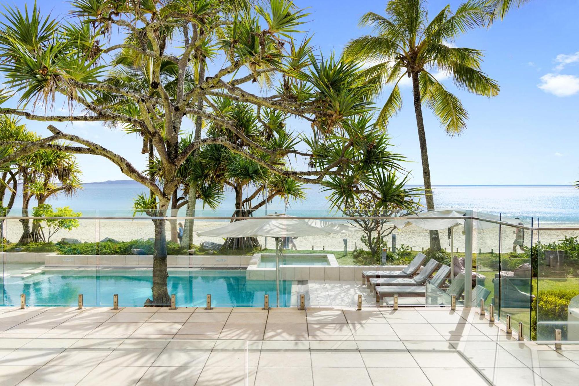 Fairshore 12: Absolute Beachfront, Direct Beach & Pool Access Noosa Heads Buitenkant foto
